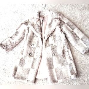 VINTAGE FUR COAT FOR VERY COLD DAYS,CHECKER DESIGN SNOMINKE BY HILLMOOR, SMALL